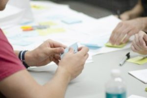 Descubriendo las Liberating Structures: 25/10 Crowd Sourcing